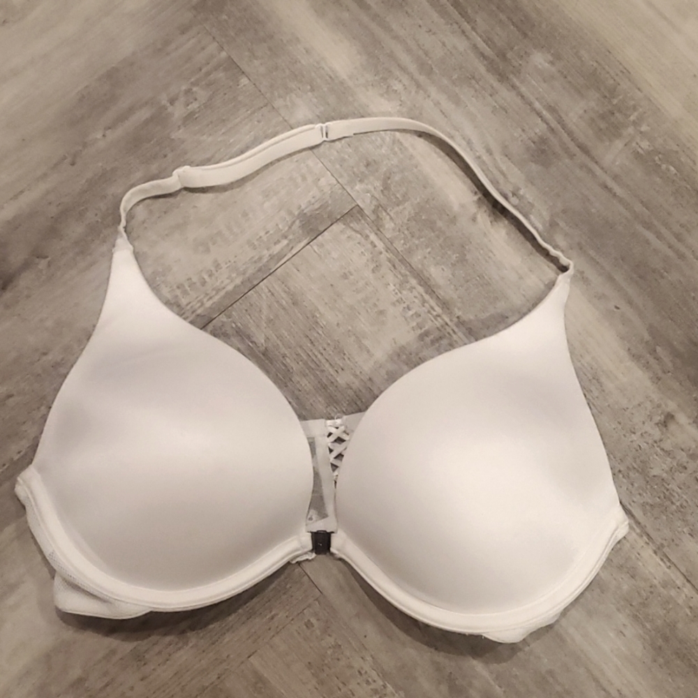 Victoria's Secret halter, front close plunge, push-up bra,  Size 34C